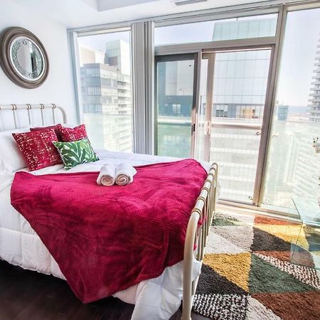 Micasa Suites - Modern Executive Condo Toronto Eksteriør billede