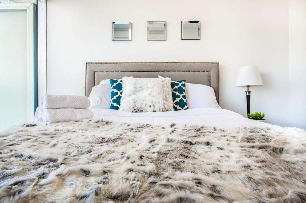 Micasa Suites - Modern Executive Condo Toronto Eksteriør billede