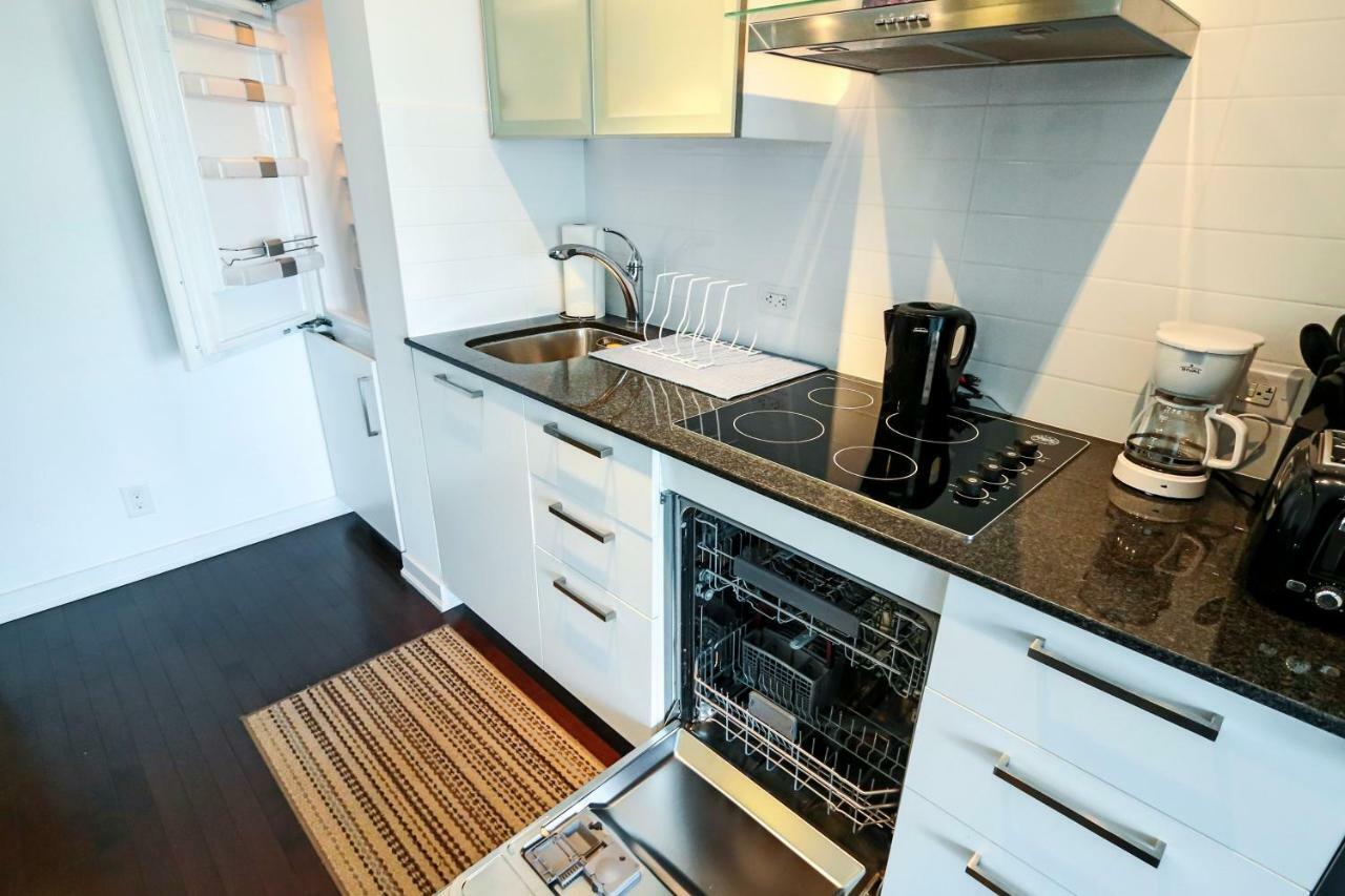 Micasa Suites - Modern Executive Condo Toronto Eksteriør billede
