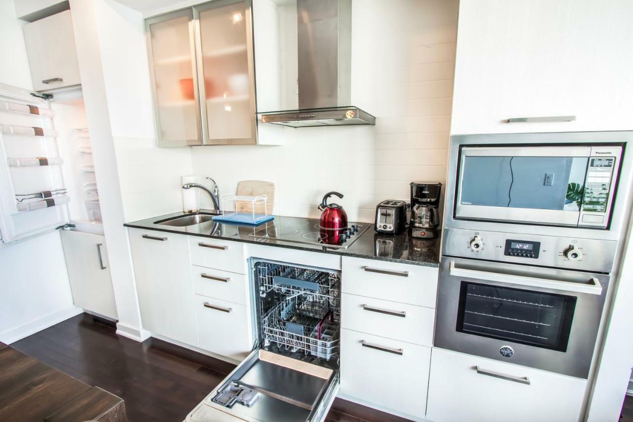 Micasa Suites - Modern Executive Condo Toronto Eksteriør billede