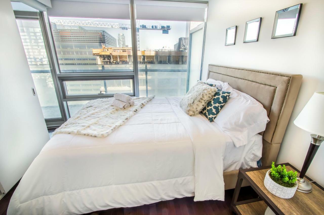 Micasa Suites - Modern Executive Condo Toronto Eksteriør billede