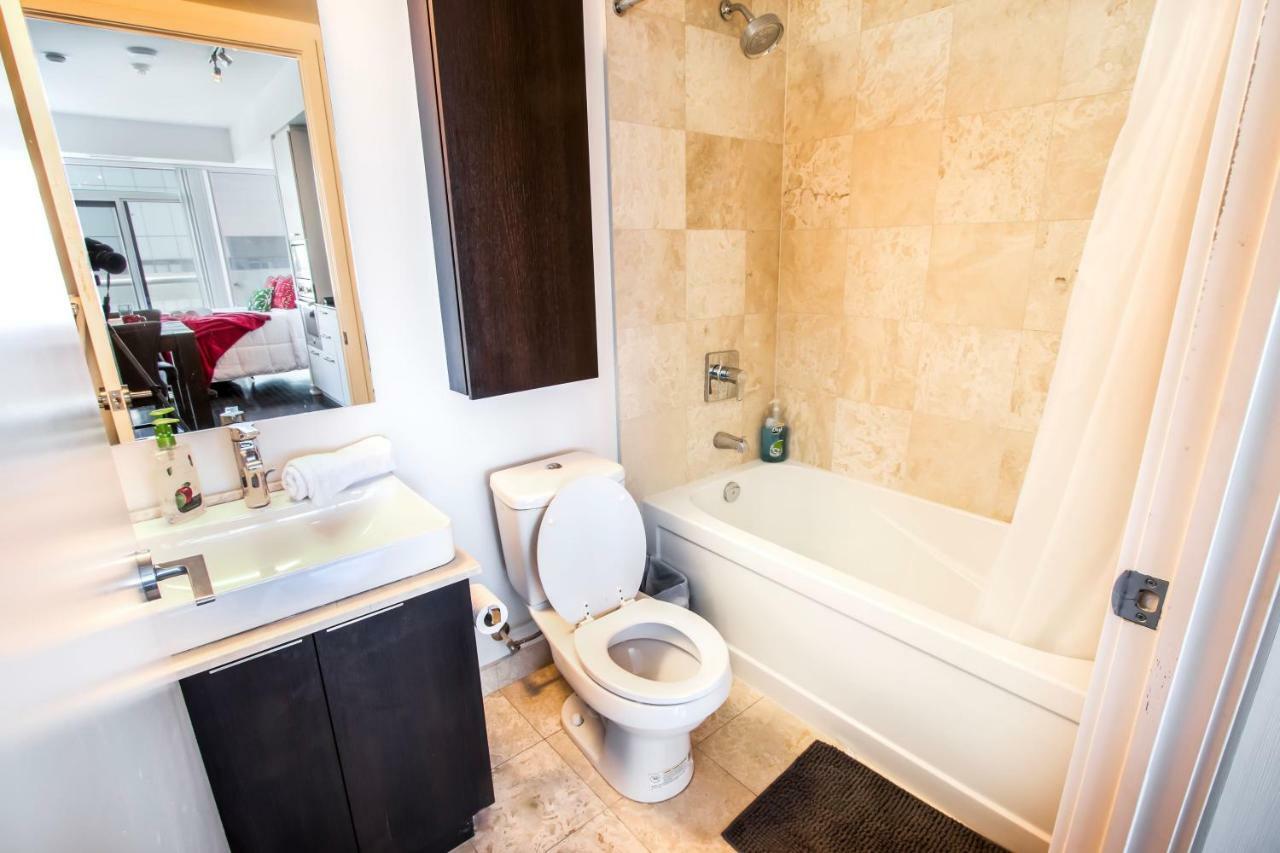 Micasa Suites - Modern Executive Condo Toronto Eksteriør billede