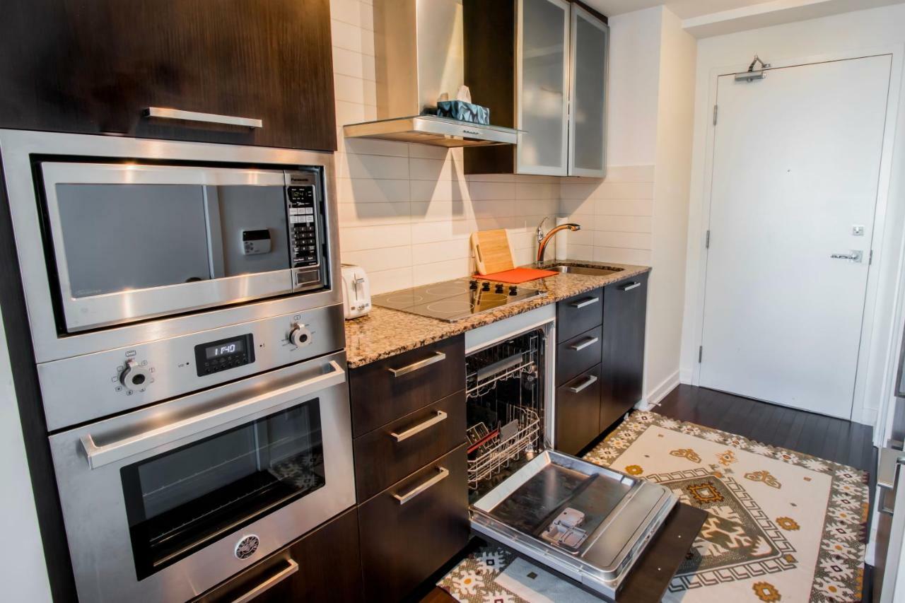 Micasa Suites - Modern Executive Condo Toronto Eksteriør billede