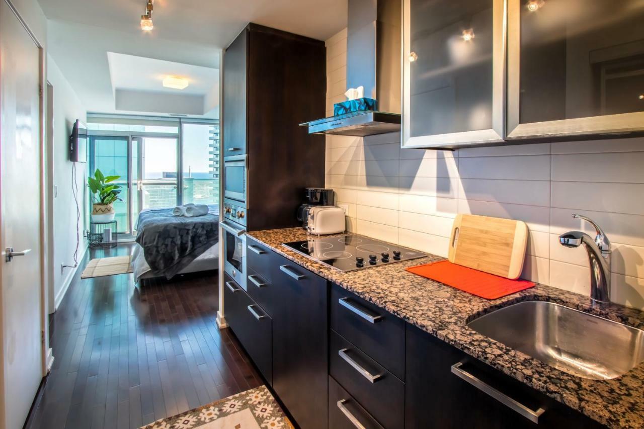 Micasa Suites - Modern Executive Condo Toronto Eksteriør billede