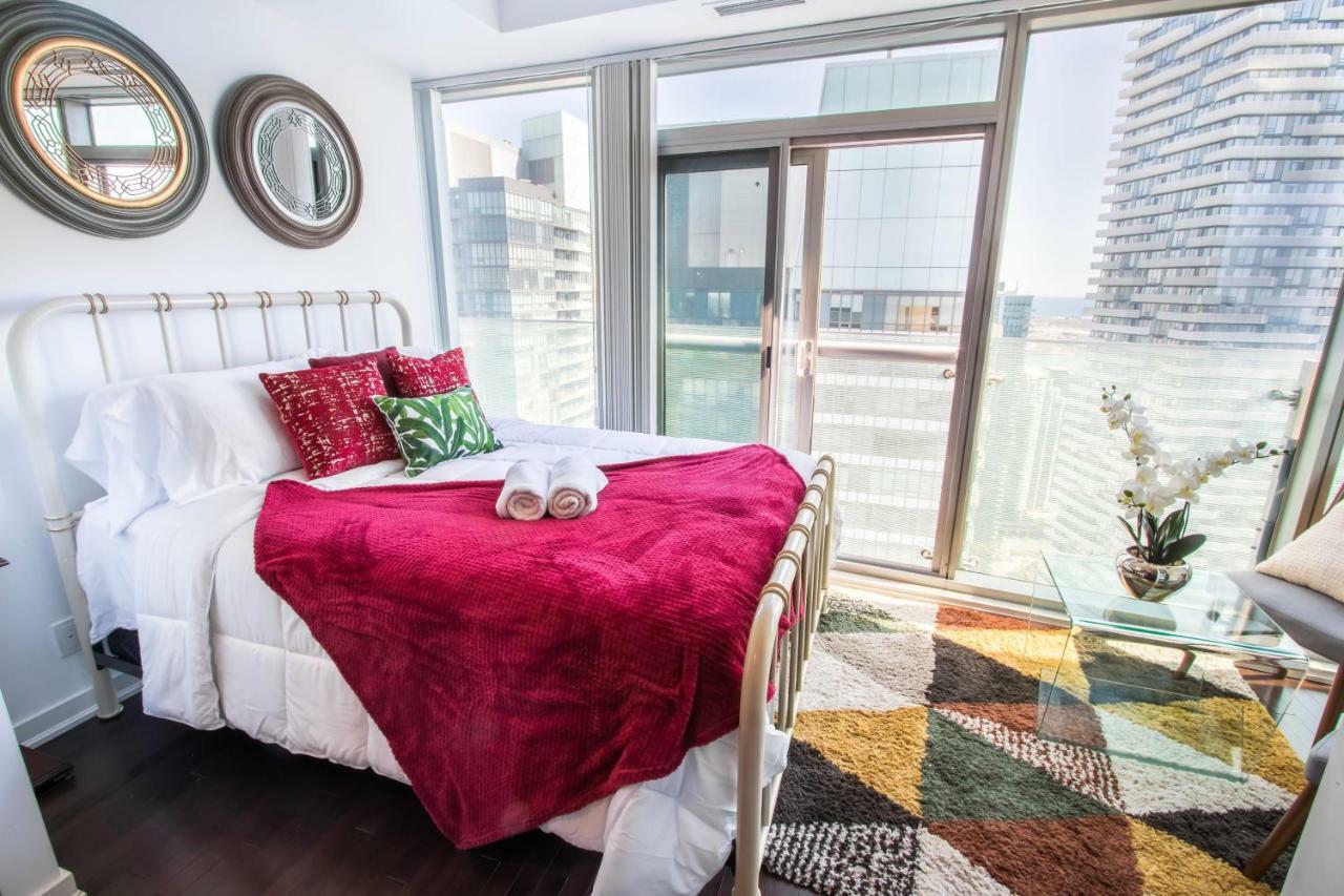 Micasa Suites - Modern Executive Condo Toronto Eksteriør billede