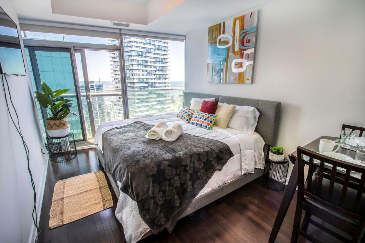 Micasa Suites - Modern Executive Condo Toronto Eksteriør billede